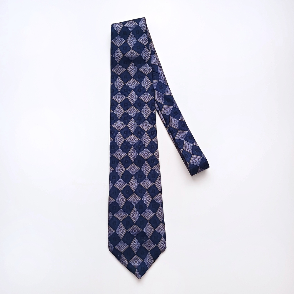 Guess U.S.A American Classics 100% Silk Diamond Patterned Blue Tie Work Office